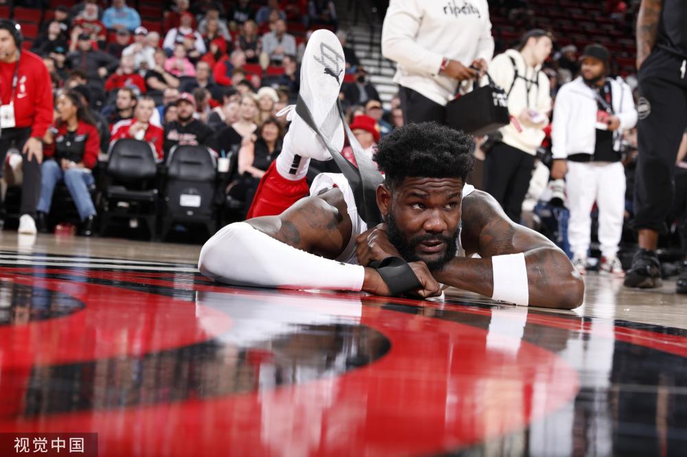 不仅需要他 不仅需要他